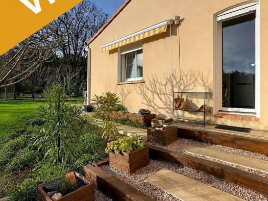 Maison en viager 70 000 € 4 pièces 3 chambres 111 m² 684 m² de terrain Est Clermont-l'Hérault 34800