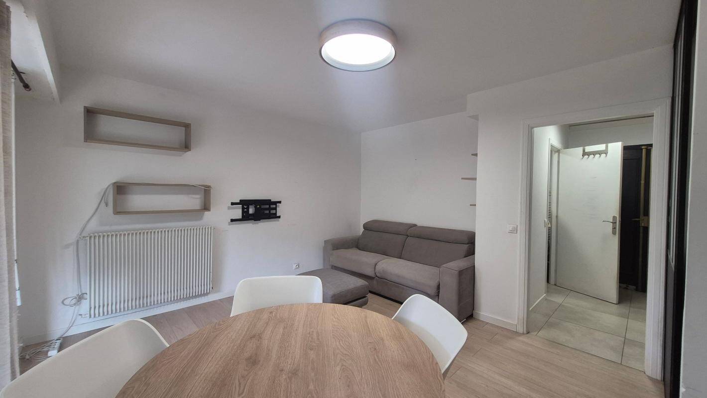 Maison à louer, 26m², ANTIBES
