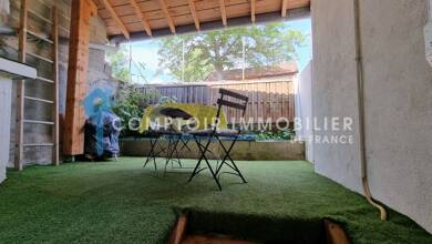 Maison à vendre 76 600 € 4 pièces 3 chambres 70 m² 61 m² de terrain Coucouron 07470