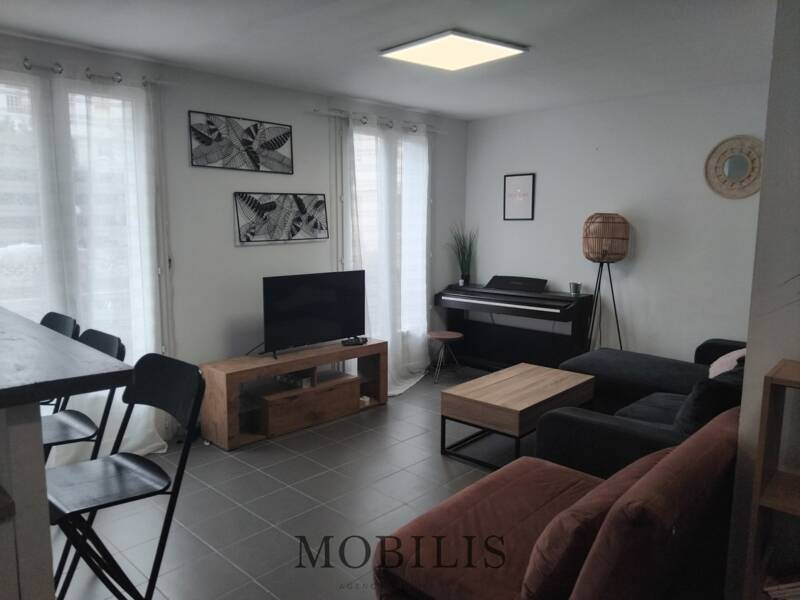 Maison à louer, 52m², MARSEILLE 8E