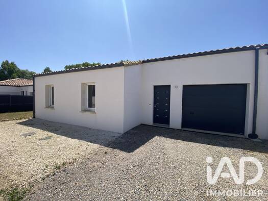 Maison de plain-pied à vendre 286 500 € 5 pièces 3 chambres 80 m² 336 m² de terrain Agglomeration-Nord Est Talmont-Saint-Hilaire 85440