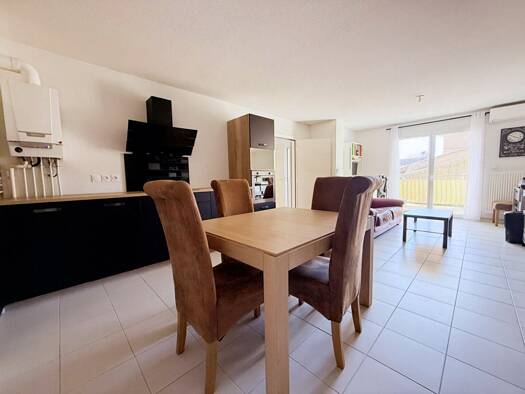 Appartement à vendre 323 000 € 3 pièces 2 chambres 62 m² Étage 1/2 Village Centre La Colle-sur-Loup 06480