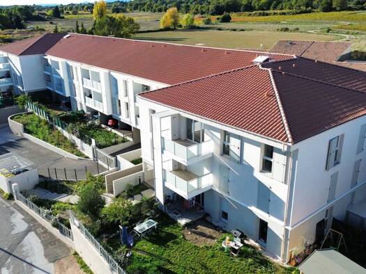 Appartement en viager 240 000 € 4 pièces 3 chambres 81,9 m² Étage 2/2 Extension Années 80-90 Brignoles 83170