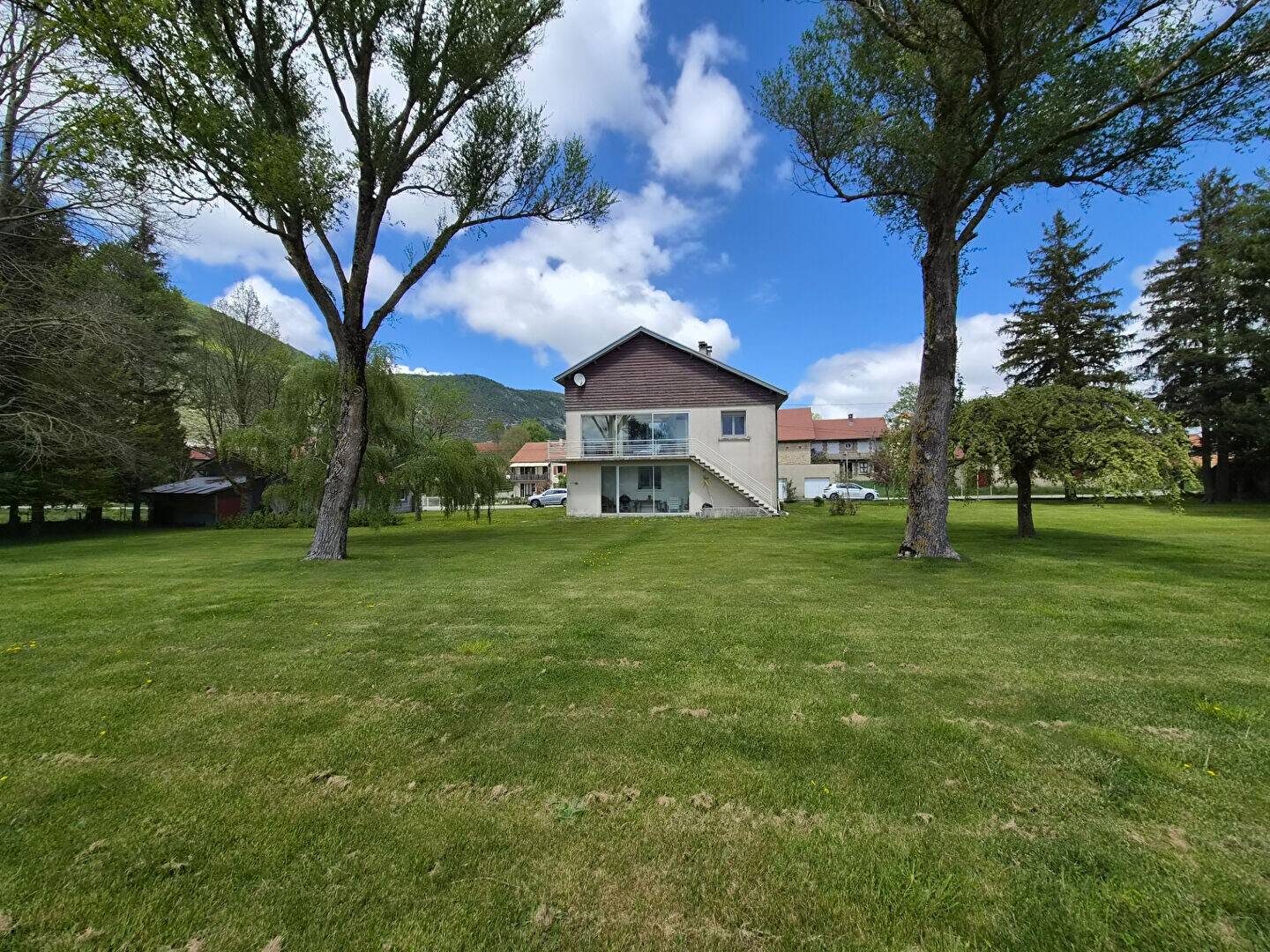 Maison à vendre, 232m², VASSIEUX EN VERCORS