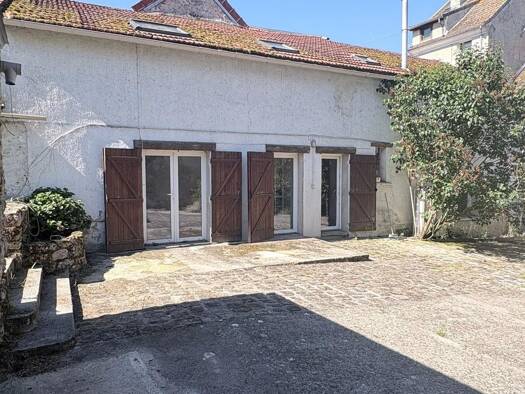 Maison à vendre 232 000 € 5 pièces 4 chambres 95 m² 698 m² de terrain Est Sud Ouest La Ferté-sous-Jouarre 77260