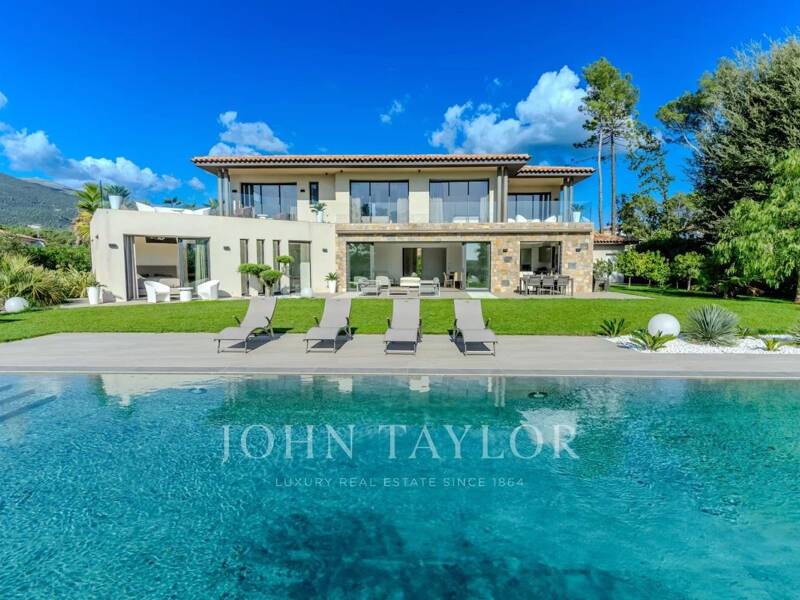 Maison à louer, 276m², VALBONNE