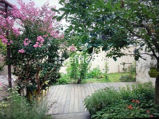 Pavillon à vendre 1 490 000 € 8 pièces 4 chambres 250 m² 620 m² de terrain Charentonneau Maisons-Alfort 94700