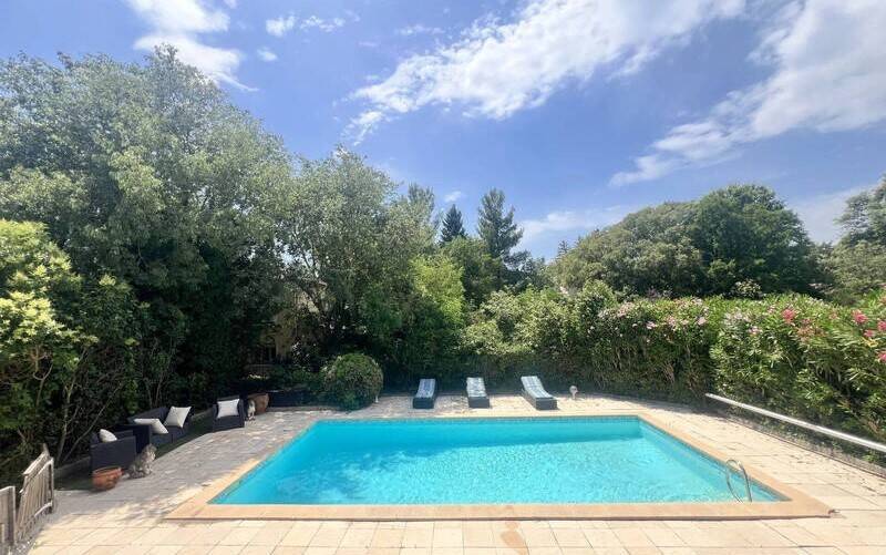 Maison à vendre, 217m², SAINTE ANASTASIE