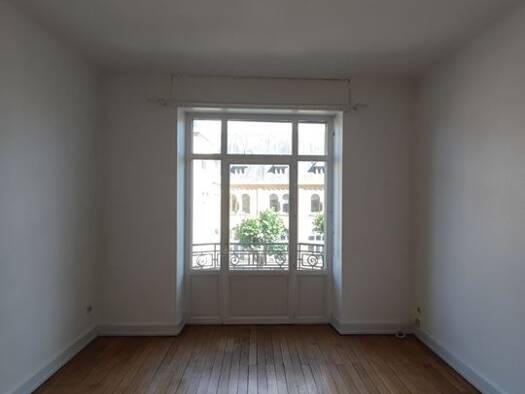 Appartement à louer 660 € 2 pièces 1 chambre 55 m² Étage 2/6 Metz 57000