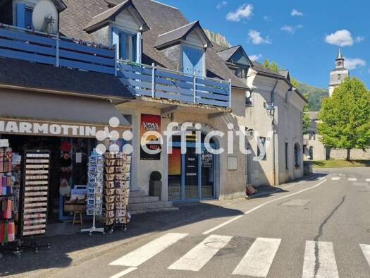 Activités diverses à vendre Fonds de commerce 58 000 € 54 m² de surface de vente Argelès-Gazost 65400