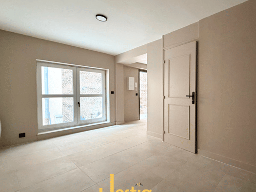 Duplex à louer 1 350 € 3 pièces 2 chambres 73,1 m² RDC Vieux Lille Lille 59800