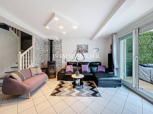 Maison à vendre 365 000 € 6 pièces 4 chambres 125 m² 290 m² de terrain La Pepiniere-Malesherbes Sarcelles 95200