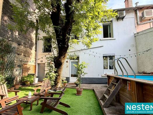 Maison à vendre 554 000 € 6 pièces 5 chambres 180 m² 203 m² de terrain Cusset Villeurbanne 69100