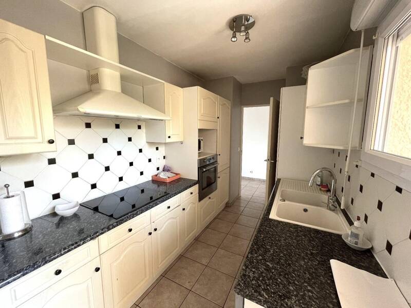 Maison à louer, 72m², MARSEILLE 4E