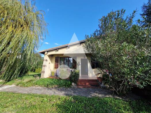 Maison à vendre 180 000 € 6 pièces 5 chambres 175 m² 1 003 m² de terrain Le Pont-Aubenas Est Aubenas 07200