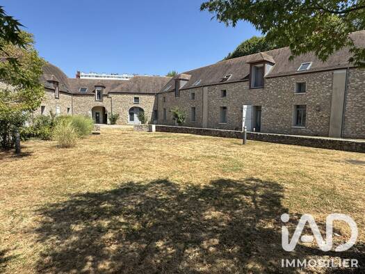 Appartement à vendre 75 000 € 1 pièce 21,78 m² Étage 1/1 Grand Bourg Évry-Courcouronnes 91000