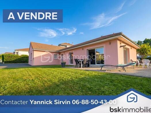 Maison de plain-pied à vendre 339 000 € 6 pièces 3 chambres 140 m² Langogne 48300