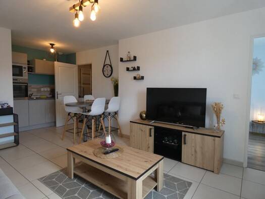 Appartement à vendre 197 000 € 2 pièces 1 chambre 36 m² Étage 2/2 Gare-La Saudrais-La Vicomte Dinard 35800