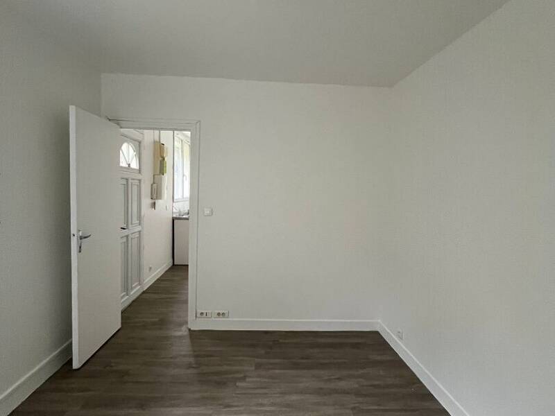 Maison à louer, 23m², SAINT MAUR DES FOSSES