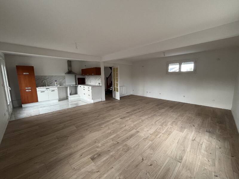 Maison à louer, 116m², SAINTE GENEVIEVE DES BOIS