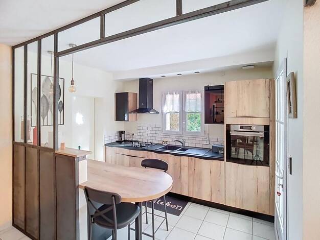 Maison à vendre 330 000 € 4 pièces 3 chambres 102 m² 650 m² de terrain Agglomeration Saint-Julien-de-Concelles 44450