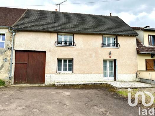 Maison à vendre 65 000 € 6 pièces 5 chambres 117 m² Ciez 58220