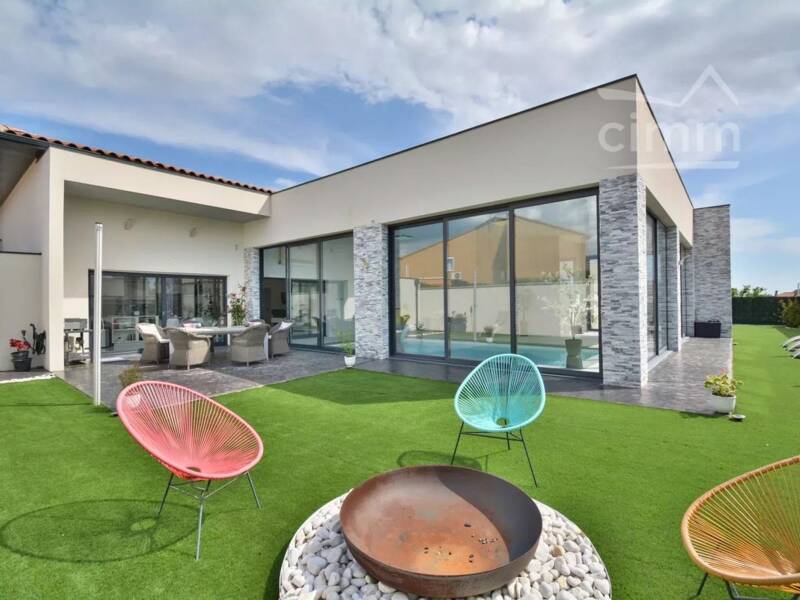 Maison à vendre, 259m², THUIR