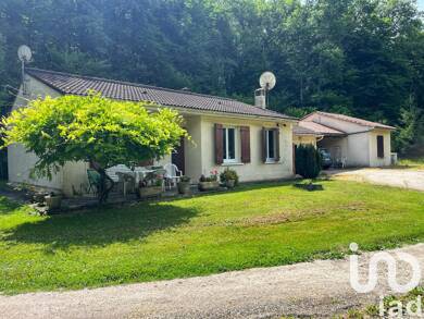 Maison à vendre 170 000 € 5 pièces 3 chambres 103 m² 9 410 m² de terrain Sigoulès 24240