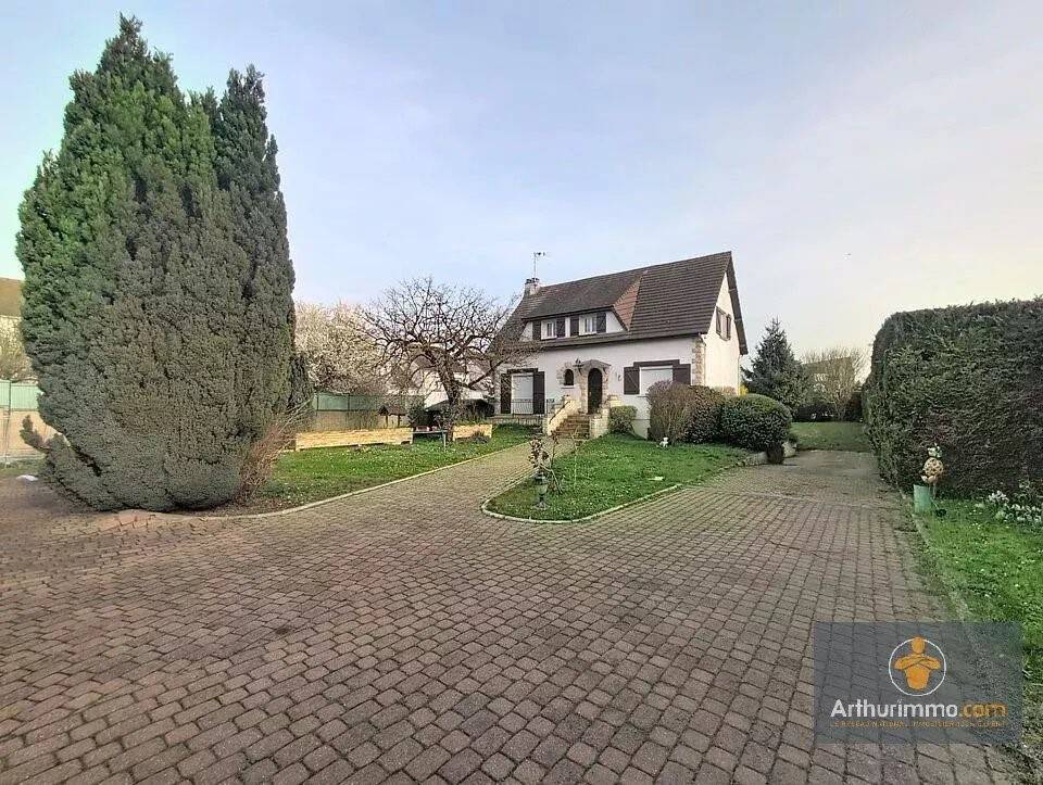 Maison à vendre, 135m², SAINT LEU D'ESSERENT