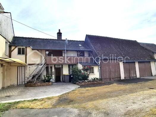Maison de ville à vendre 195 000 € 5 pièces 4 chambres 149 m² Château-Renault 37110