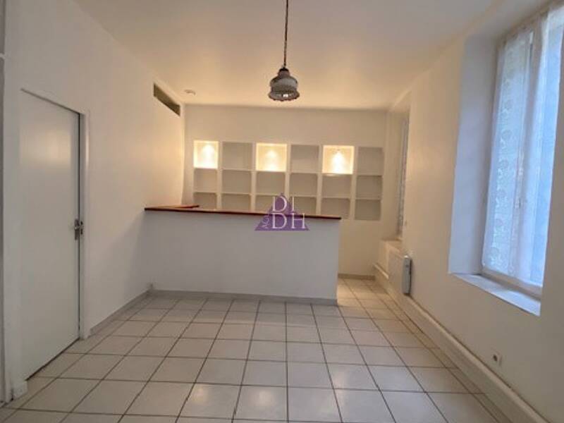 Maison à louer, 32m², HYERES