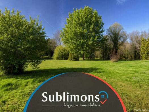 Terrain constructible à vendre 129 900 € 374 m² de terrain dès le 20/09/2027 Plougoumelen 56400