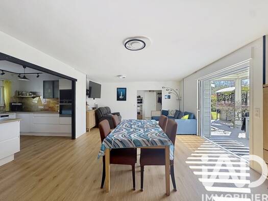 Maison à vendre 523 500 € 5 pièces 4 chambres 107 m² 911 m² de terrain La Plage-Bourg Biscarrosse 40600