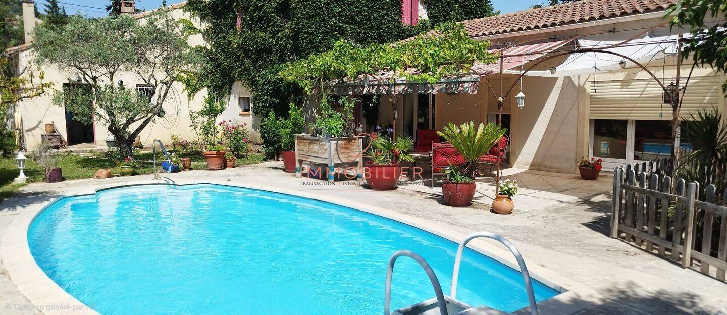 Maison à vendre, 114m², CHATEAUNEUF DE GADAGNE