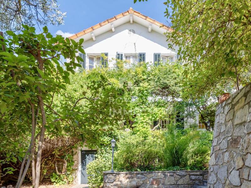 Maison à vendre, 320m², LA VALETTE DU VAR