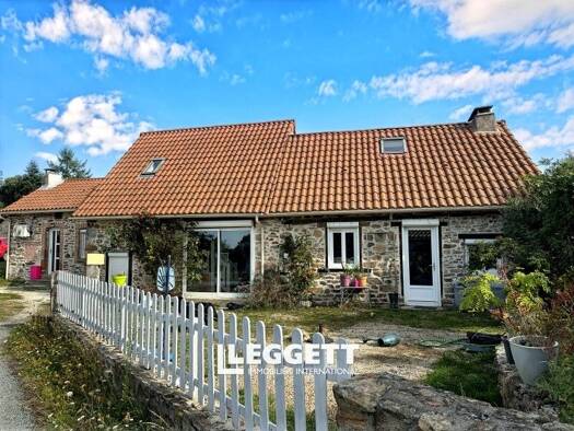 Maison à vendre 130 000 € 5 pièces 3 chambres 112 m² 1 588 m² de terrain Saint-Pierre-de-Frugie 24450