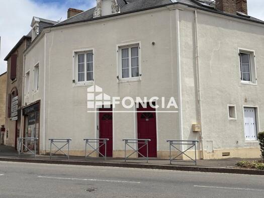 Maison à vendre 93 500 € 6 pièces 4 chambres 166 m² Fresnay-sur-Sarthe 72130