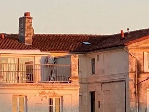 Appartement à vendre 75 400 € 1 pièce 25,9 m² Étage 2/2 Centre Ville Nord Rochefort 17300