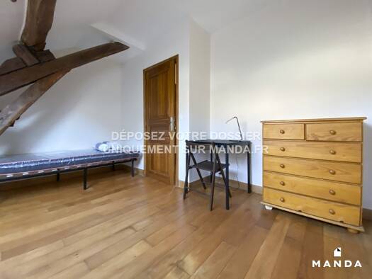 Studio à louer 520 € 5 pièces 4 chambres 14 m² 1er étage Haute Île Neuilly-sur-Marne 93330