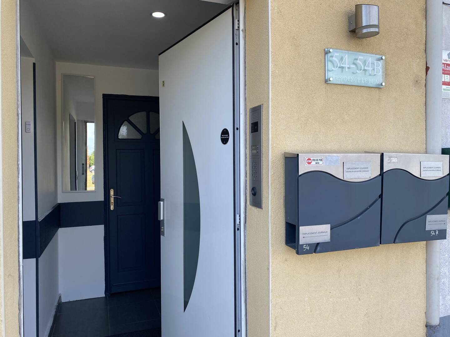 Maison à louer, 67m², ROEULX