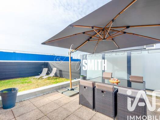 Appartement à vendre 319 900 € 3 pièces 2 chambres 64 m² Étage 6/6 Les Fontaines Franconville 95130