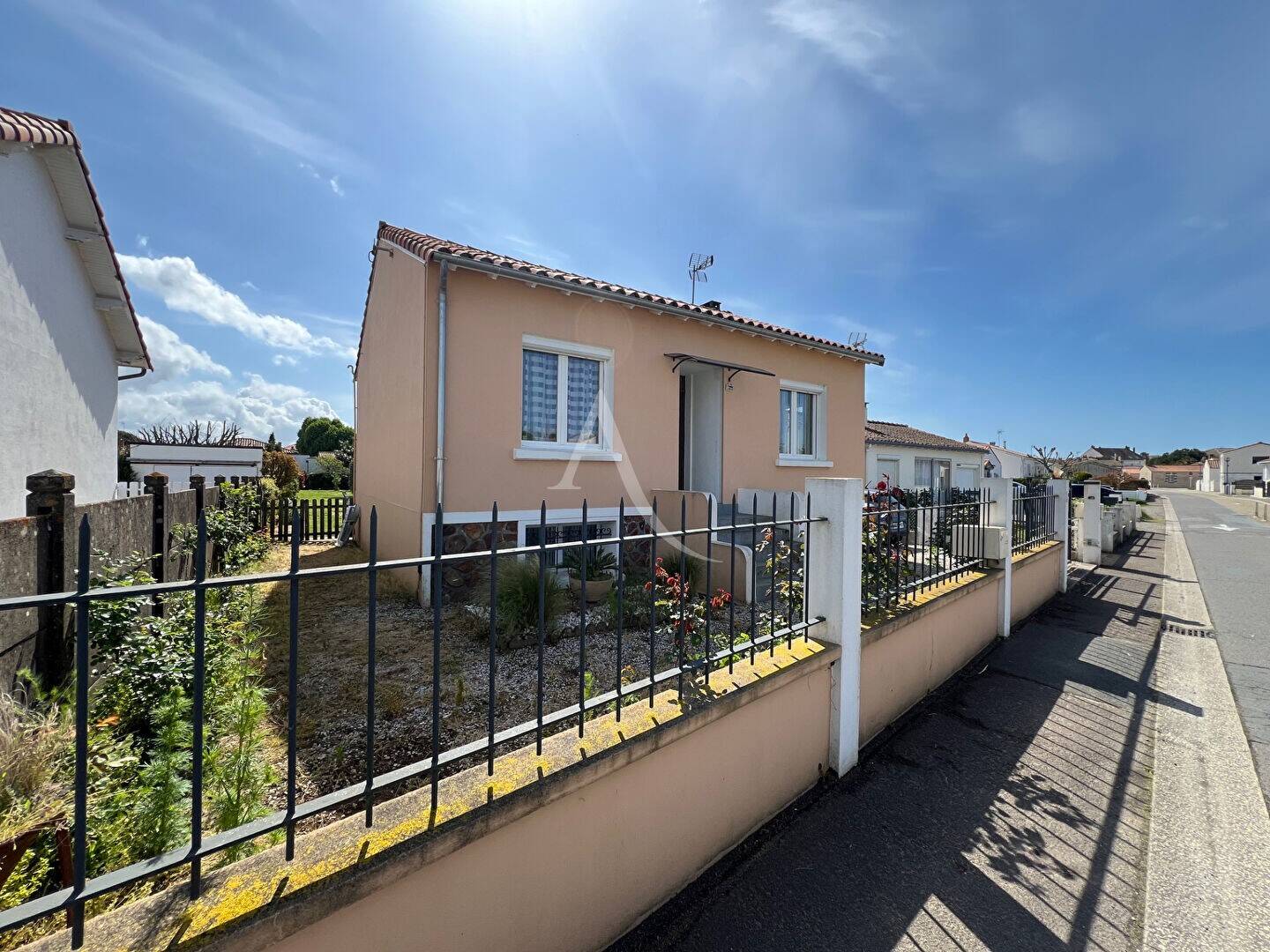 Maison à vendre, 100m², JARD SUR MER