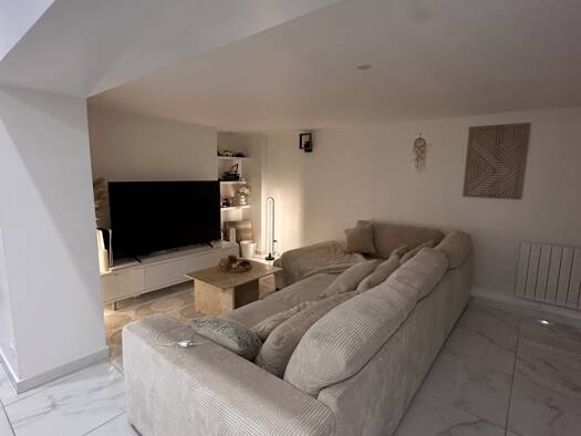 Appartement à louer 895 € 2 pièces 1 chambre 48,4 m² RDC Chaumontel 95270