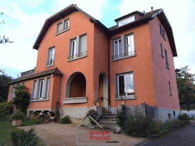 Demeure à vendre 696 800 € 12 pièces 6 chambres 300 m² 1 222 m² de terrain Mâcon 71000