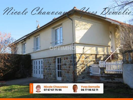Maison à vendre 144 900 € 3 pièces 2 chambres 66 m² 1 119 m² de terrain Auzat-la-Combelle 63570