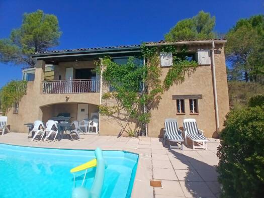 Maison à vendre 470 000 € 6 pièces 4 chambres 136 m² 6 660 m² de terrain Esparron-de-Verdon 04800