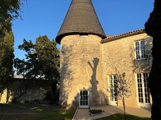 Maison à vendre 338 000 € 6 pièces 3 chambres 177 m² 633 m² de terrain Cherbonnières 17470