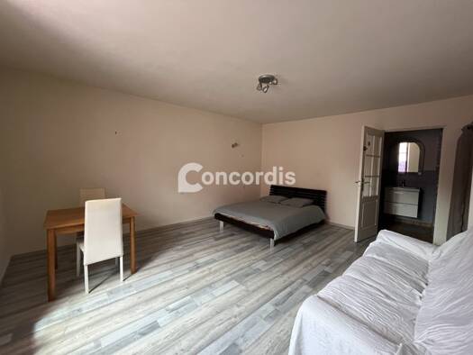 Appartement à louer 380 € 2 pièces 1 chambre 45 m² RDC/3 La Vôge-les-Bains 88240