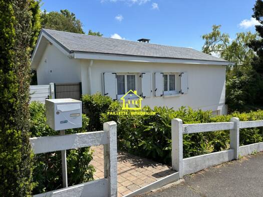 Maison de plain-pied à louer 1 600 € 6 pièces 4 chambres 103 m² Fontaine-la-Mallet 76290