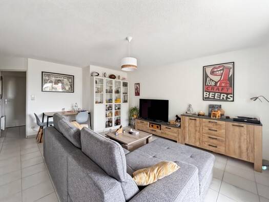 Appartement à vendre 120 000 € 3 pièces 2 chambres 63 m² RDC Sud Caussade 82300